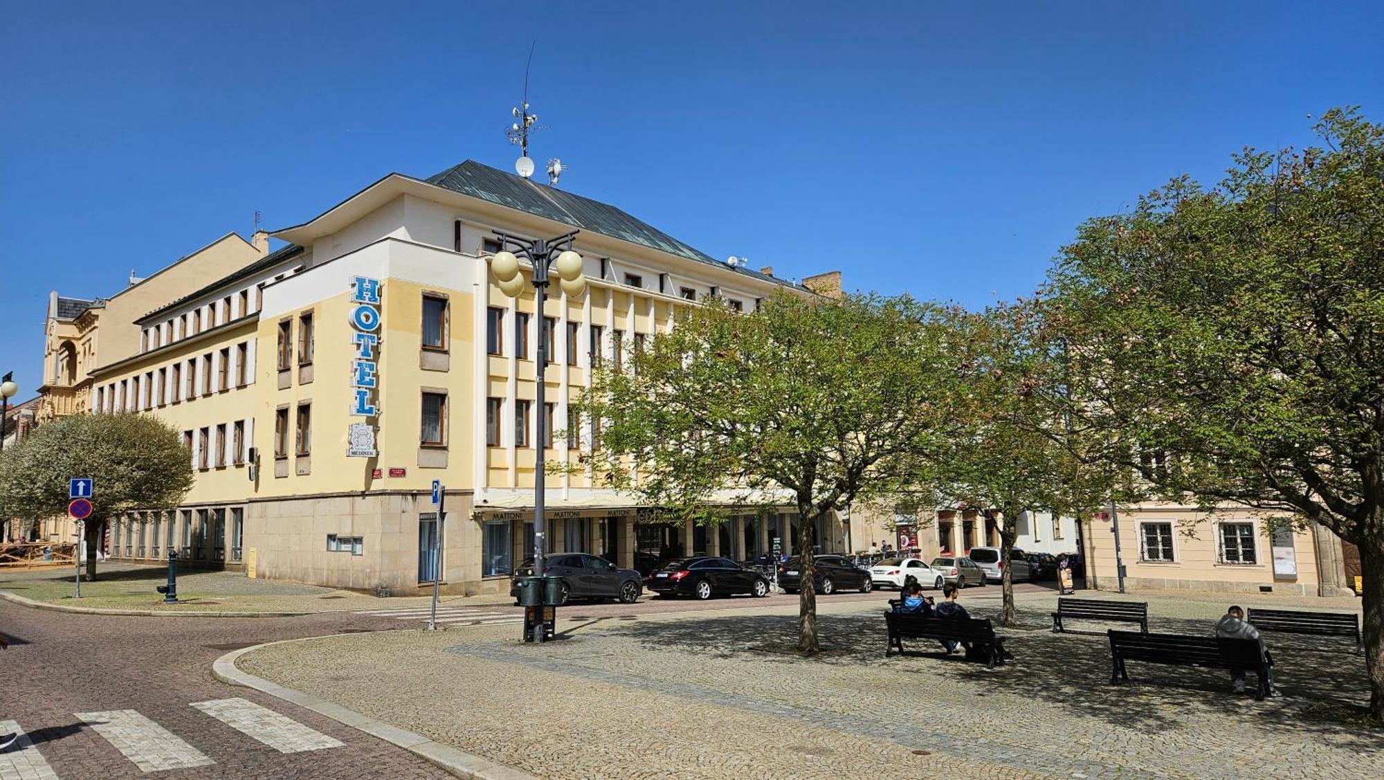 Lh Hotel Medinek Old Town Kutna Hora Bagian luar foto